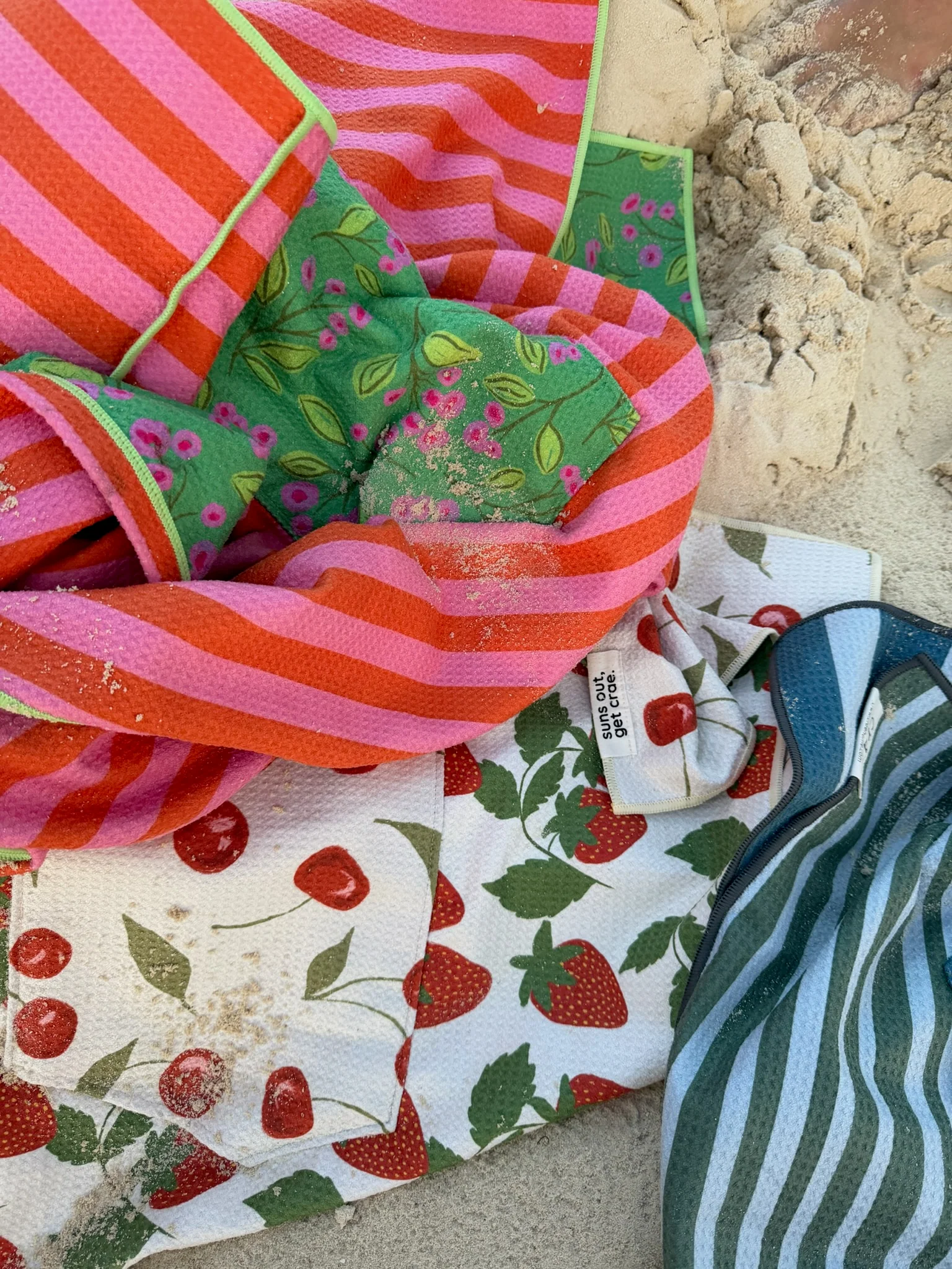 Berries and Cherries: Reversible Poncho - Image 8