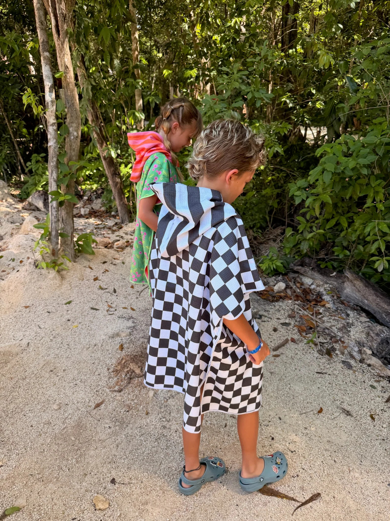 Checkmate: Reversible Poncho - Image 11