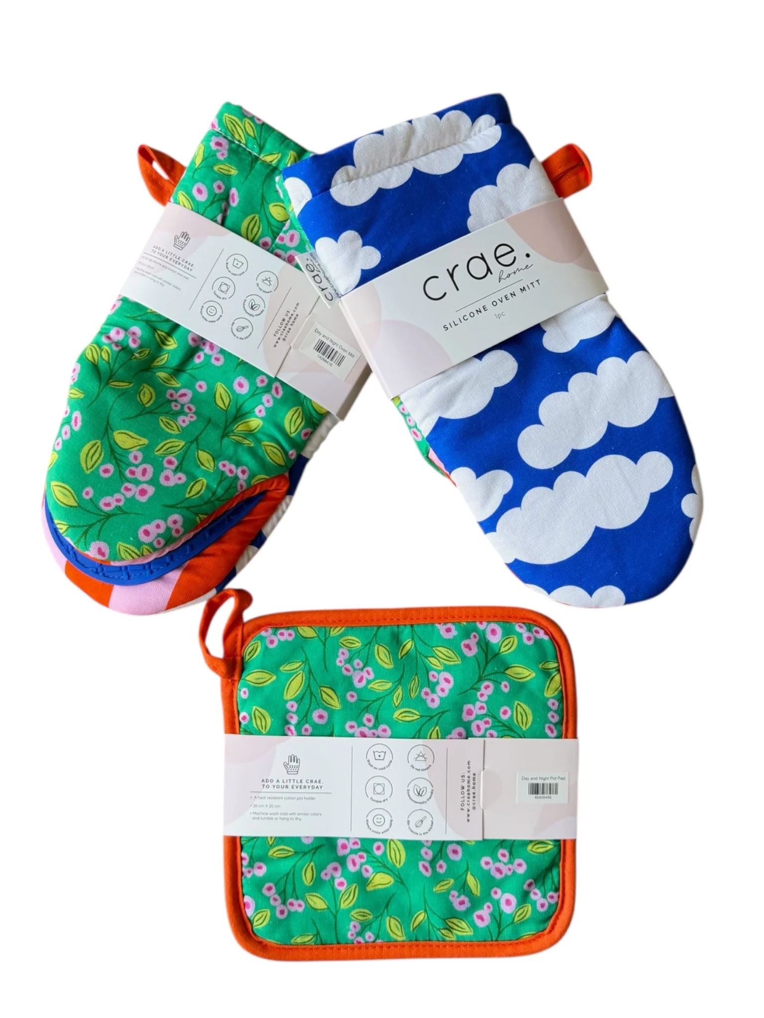 Day and Night: 2 Oven Mitt + 1 Pot Pad Bundle Pack - Image 2