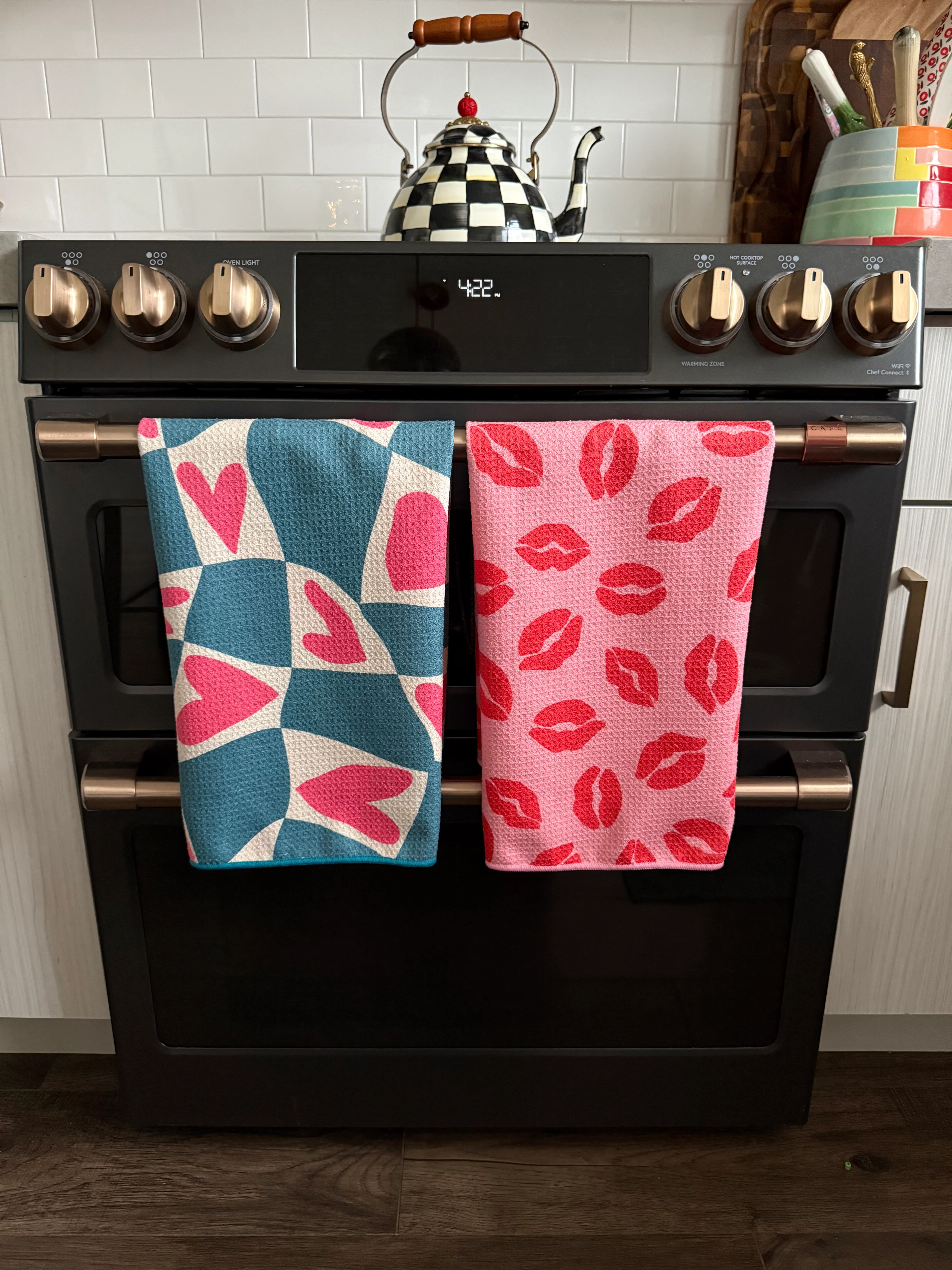 Don’t Squash My Heart: Double-Sided Hand Towel - Image 3
