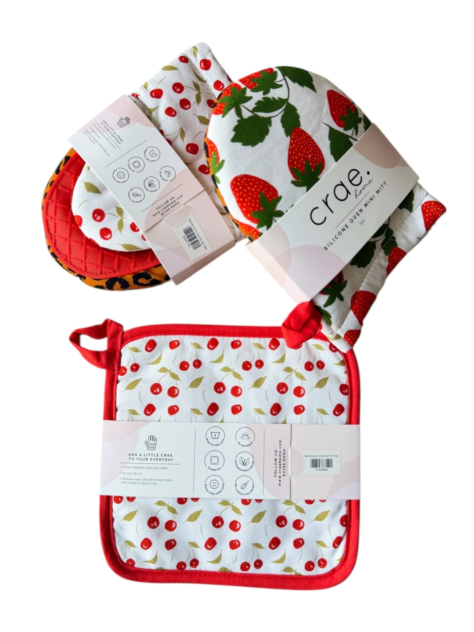 Berries and Cherries: 2 Mini Mitt + 1 Pot Pad Bundle Pack - Image 2