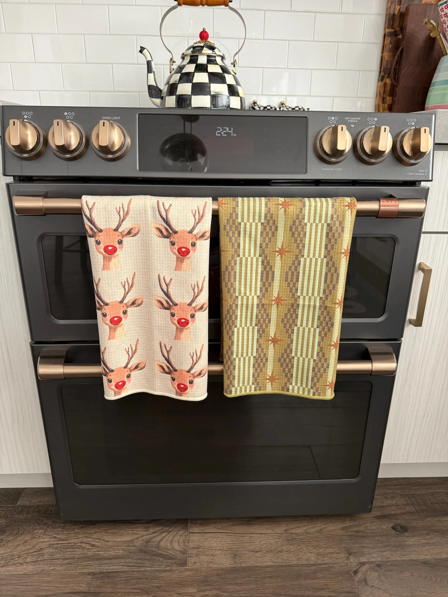 One Shining Moment: Double-Sided Hand Towel - Image 3