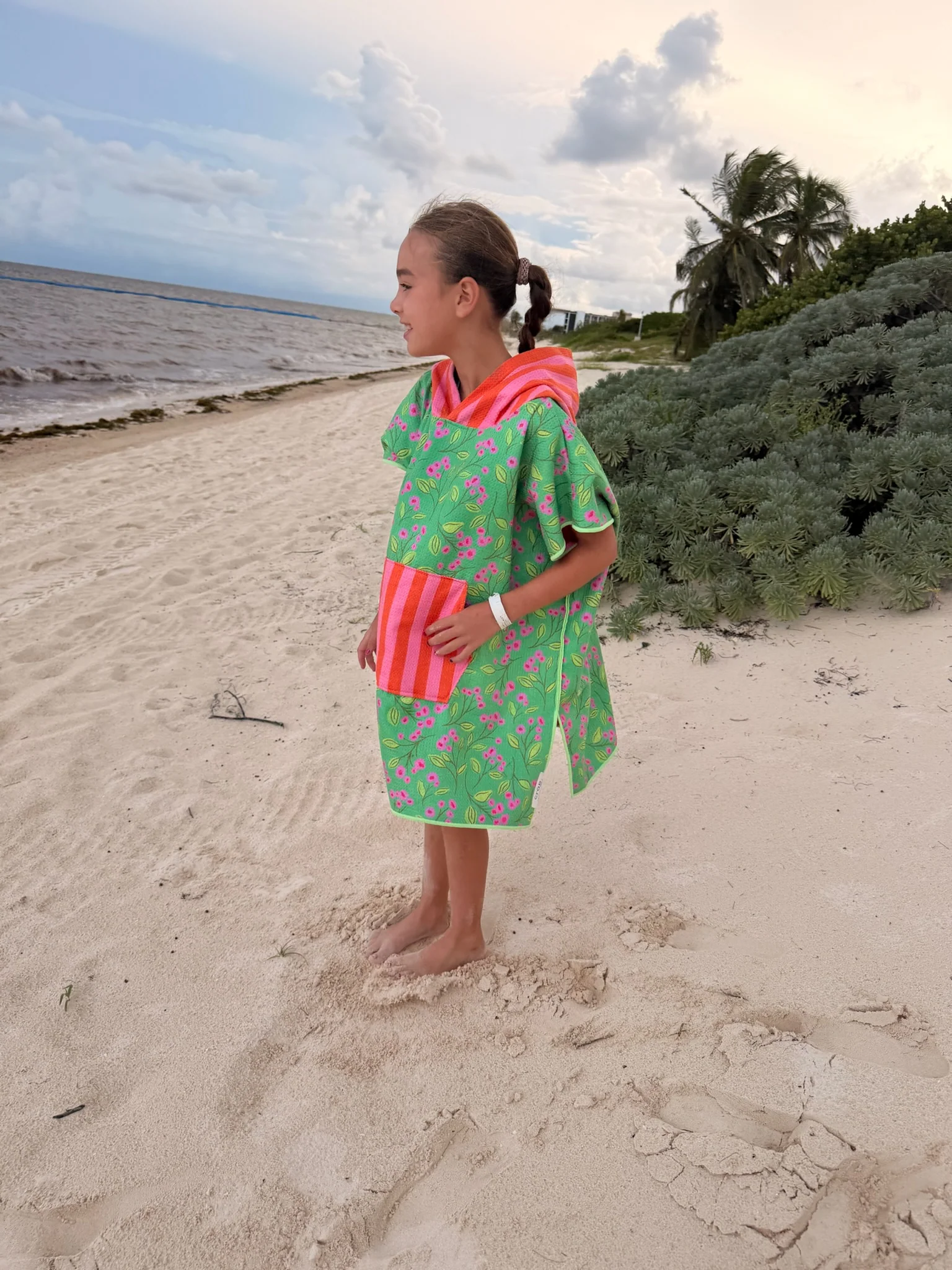 Sun-Kissed: Reversible Poncho - Image 7